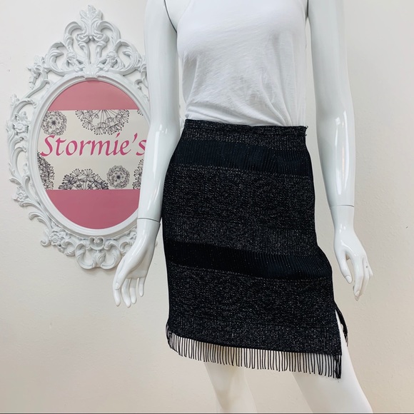 Giancarlo Ferrari / Black Silver Fringed Mini - Picture 2 of 6